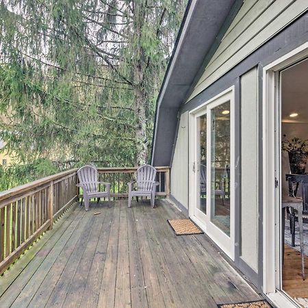Modern Farmhouse Duplex By Stream, 4 Mi To Boone! بيوينغ روك المظهر الخارجي الصورة