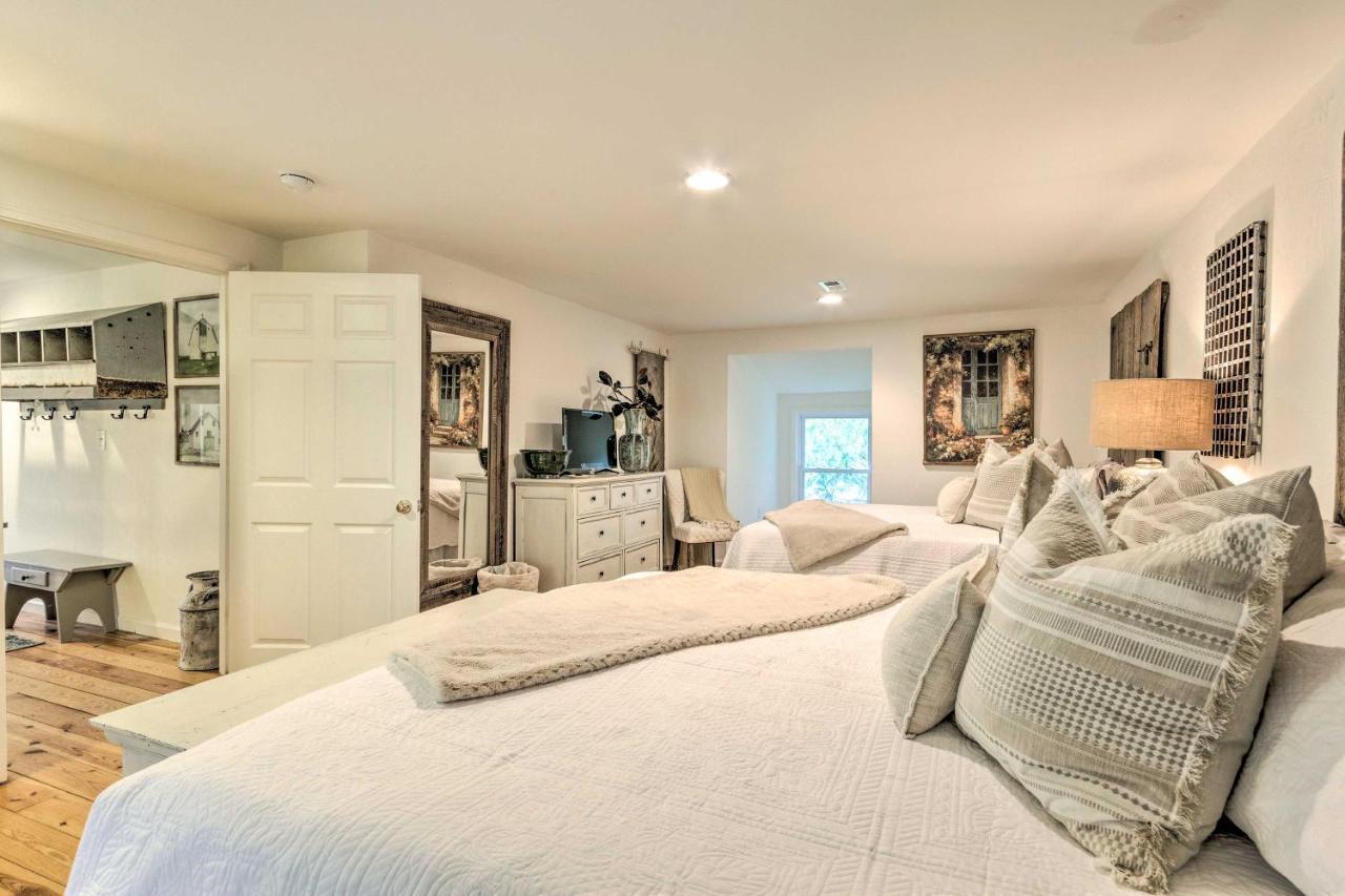 Modern Farmhouse Duplex By Stream, 4 Mi To Boone! بيوينغ روك المظهر الخارجي الصورة